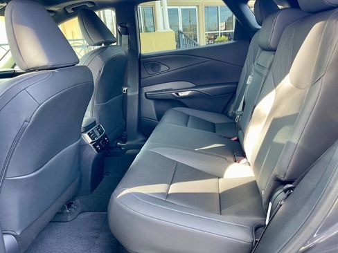 Used 2025 Lexus RX 350 Premium image 12