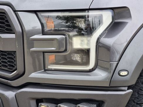 Used 2019 Ford F150 Raptor w/ Equipment Group 802A Luxury AWD/4WD image 15