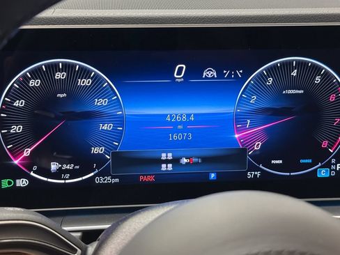 Certified 2025 Mercedes-Benz GLS 450 4MATIC image 31