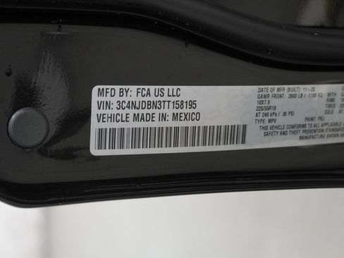 New 2026 Jeep Compass Latitude image 39