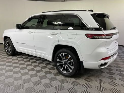 Used 2025 Jeep Grand Cherokee Overland w/ Adv Protech Group III image 4