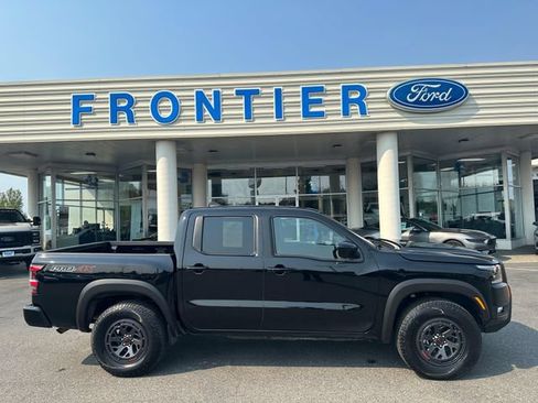 Used 2026 Nissan Frontier PRO-4X AWD/4WD image 1