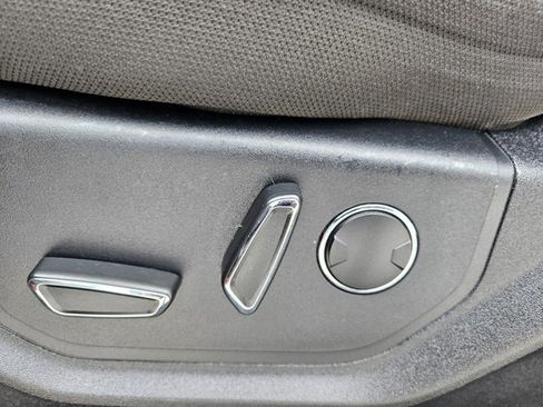 Used 2018 Ford F150 XLT w/ Equipment Group 302A Luxury image 13