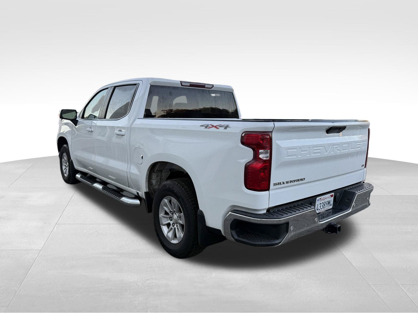 Used 2021 Chevrolet Silverado 1500 LT w/ Safety Package AWD/4WD image 5