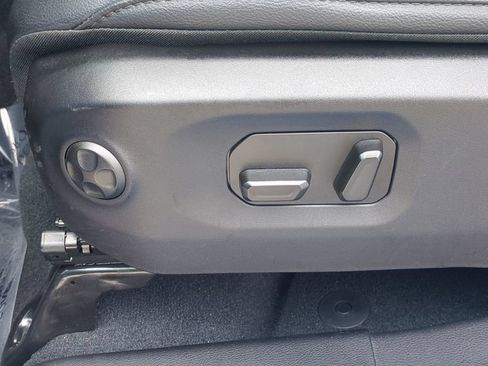 Used 2024 Jeep Gladiator Sport AWD/4WD image 21