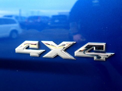 Used 2019 RAM 1500 Classic SLT image 24