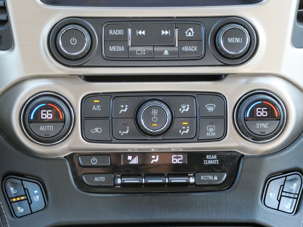 Used 2018 GMC Yukon XL Denali w/ Denali Ultimate Package AWD/4WD image 17