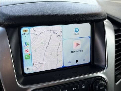 Used 2017 Chevrolet Suburban LT image 57