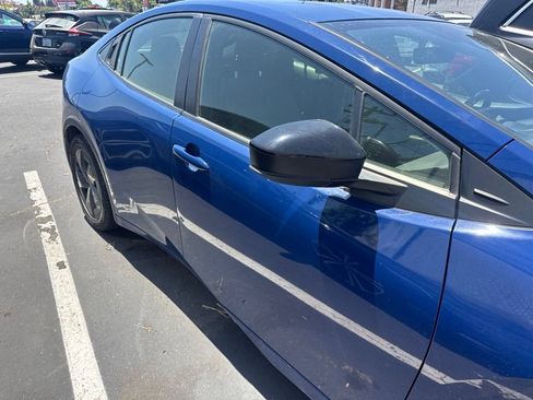 Used 2023 Toyota Prius LE FWD image 6