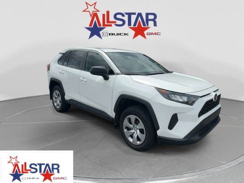 Used 2022 Toyota RAV4 LE FWD image 1