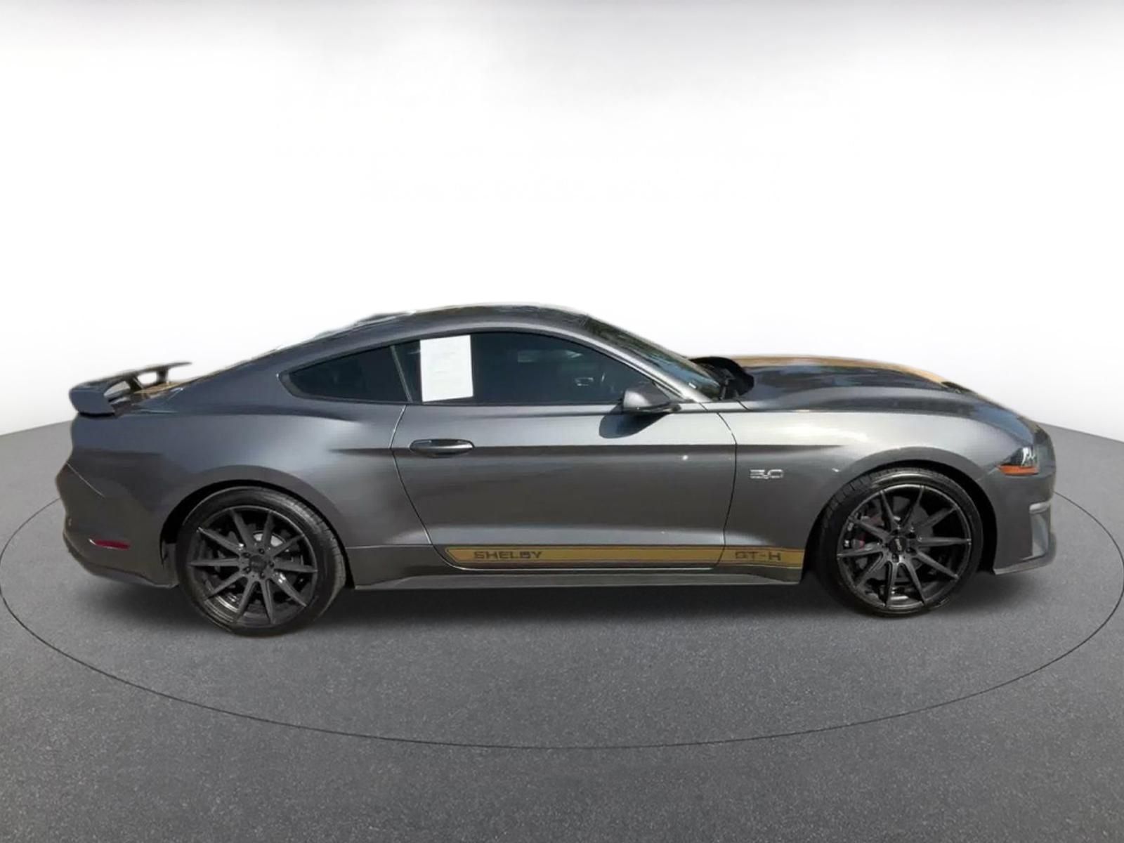 Used 2022 Ford Mustang GT Premium w/ GT Performance Package RWD image 15