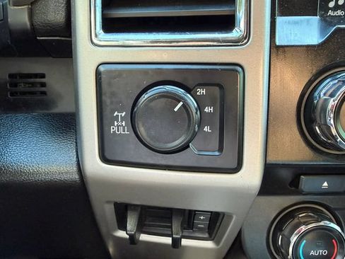 Used 2018 Ford F350 Lariat w/ Chrome Package AWD/4WD image 24