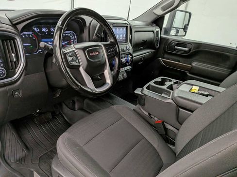 Used 2023 GMC Sierra 3500 SLE w/ SLE Convenience Package image 2