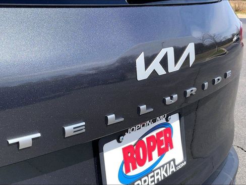 Used 2022 Kia Telluride EX w/ EX Premium Package image 31