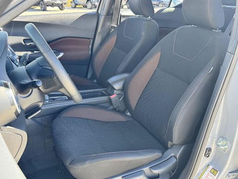 Used 2023 Nissan Kicks SR FWD image 28