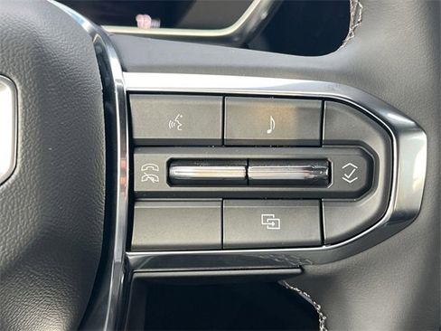 New 2026 GMC Canyon Elevation image 14