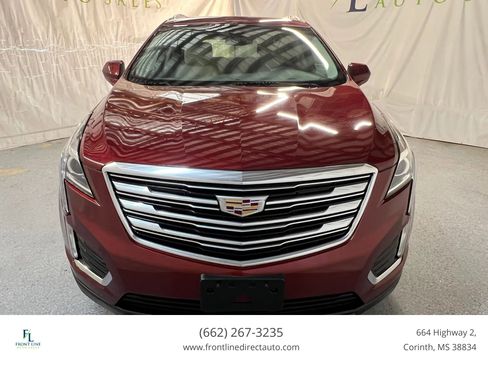 Used 2017 Cadillac XT5 Luxury w/ Driver Awareness Package FWD image 2