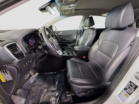 Used 2022 Kia Sportage EX FWD image 22