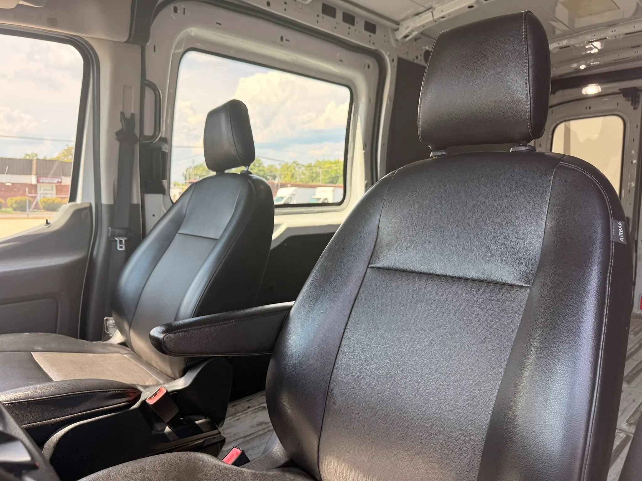 Used 2020 Ford Transit 250 Medium Roof w/ Load Area Protection Package RWD image 14