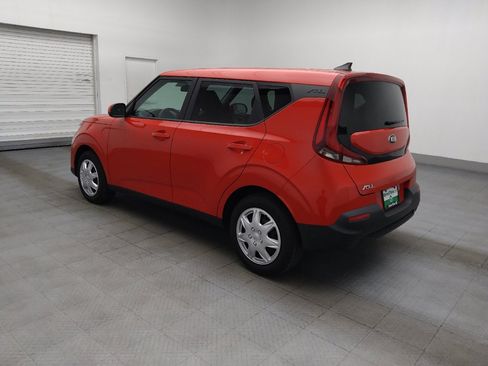 Used 2021 Kia Soul LX FWD image 3