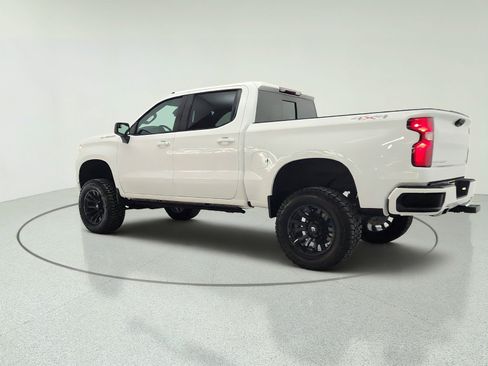 Used 2024 Chevrolet Silverado 1500 RST w/ Convenience Package II AWD/4WD image 7