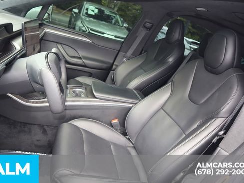 Used 2022 Tesla Model X Plaid image 11