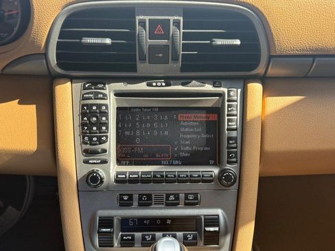 Used 2008 Porsche 911 Carrera 4 AWD/4WD image 18