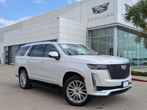 Used 2024 Cadillac Escalade Premium Luxury RWD image 1