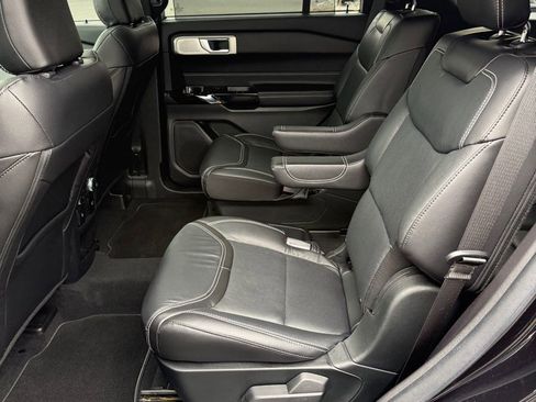 Used 2021 Ford Explorer ST w/ Equipment Group 401A image 12