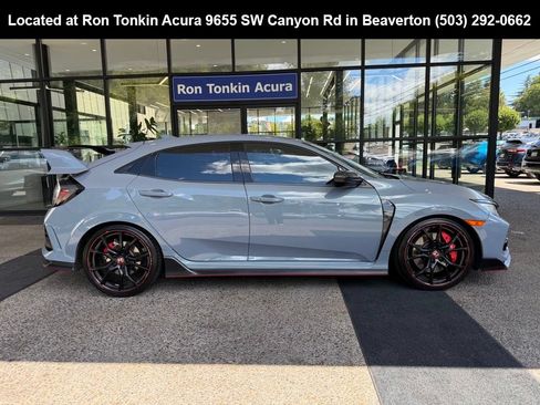 Used 2019 Honda Civic Type R image 8