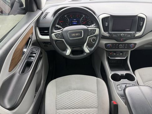 Used 2020 GMC Terrain SLE w/ Driver Convenience Package FWD image 14