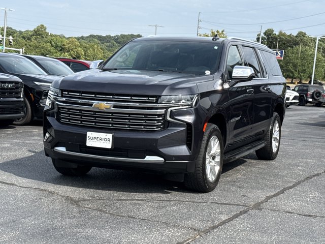 Used 2023 Chevrolet Suburban Premier AWD/4WD image 15