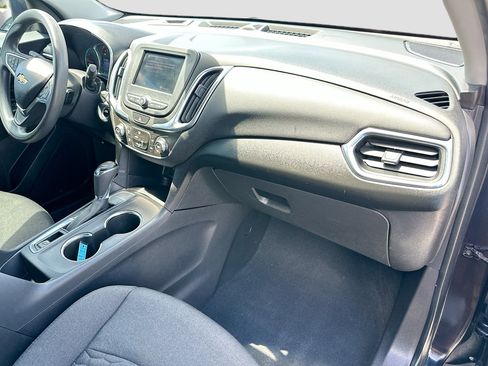 Used 2020 Chevrolet Equinox LT FWD image 27