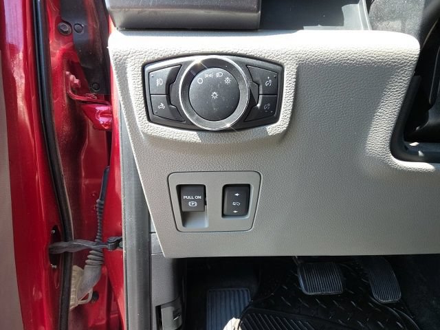 Used 2015 Ford F150 XLT w/ Equipment Group 301A Mid RWD image 25