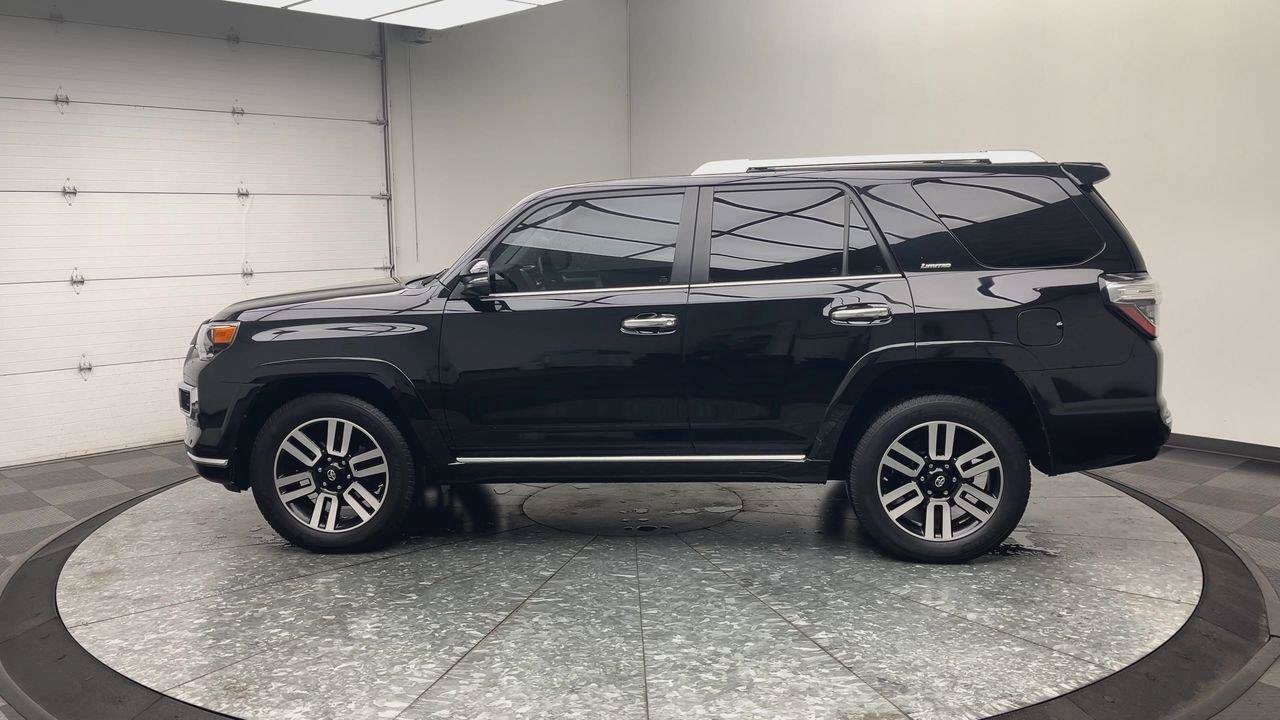 Used 2017 Toyota 4Runner Limited AWD/4WD image 38