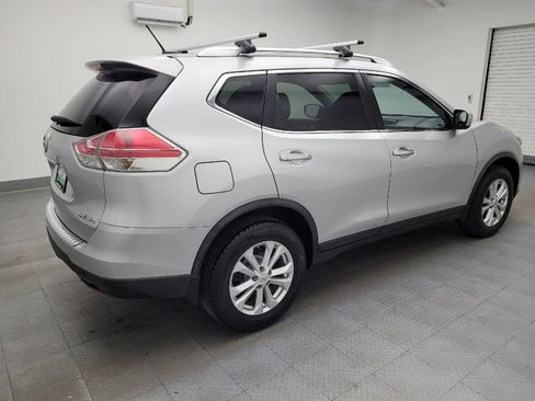 Used 2015 Nissan Rogue SV image 10