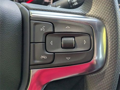 New 2025 Chevrolet Blazer LT w/ Convenience Package image 16