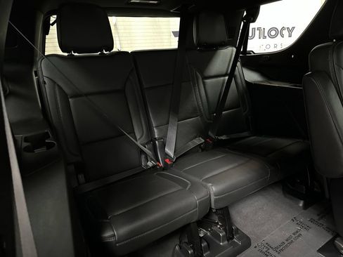 Used 2023 GMC Yukon Denali AWD/4WD image 22