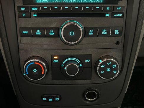 Used 2006 Chevrolet HHR LT FWD image 15