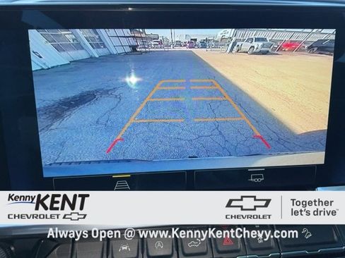 Used 2023 Chevrolet Silverado 1500 RST image 2