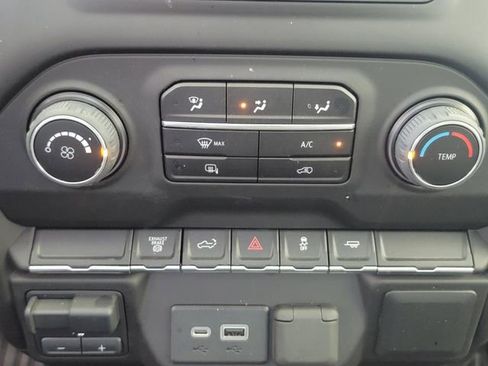 Used 2023 Chevrolet Silverado 2500 W/T w/ WT Fleet Convenience Package RWD image 23