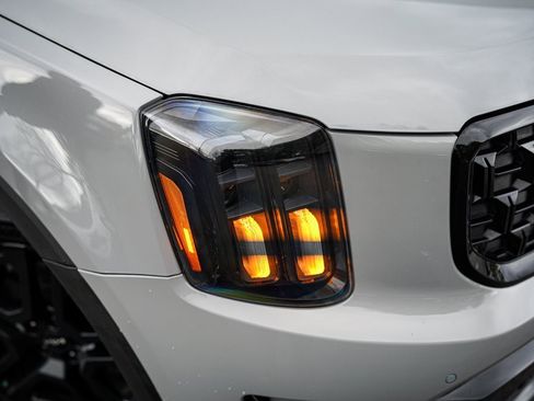 Used 2024 Kia Telluride SX X-Line image 8