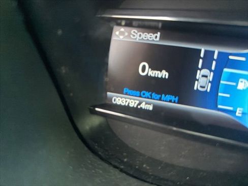 Used 2018 Ford Explorer XLT w/ Equipment Group 202A FWD image 14