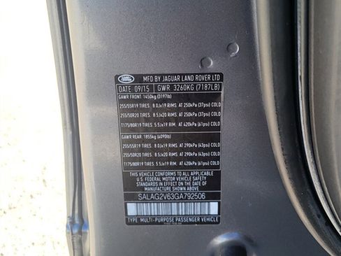 Used 2016 Land Rover LR4 HSE AWD/4WD image 39