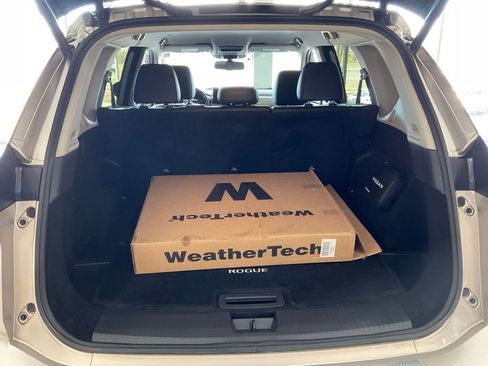 Used 2024 Nissan Rogue SL image 23