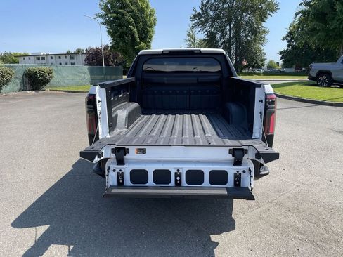 New 2025 GMC Sierra EV Denali image 26