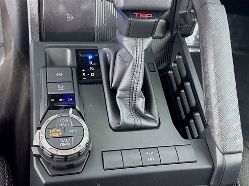 Used 2025 Toyota 4Runner TRD Off-Road image 20