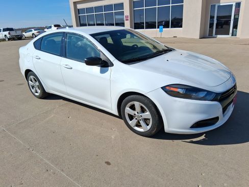 Used 2015 Dodge Dart SXT image 7