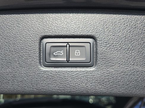 Used 2025 Audi Q7 3.0T Premium Plus w/ Premium Plus Package image 16