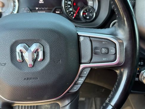 Used 2022 RAM 1500 Laramie w/ Sport Appearance Package AWD/4WD image 18
